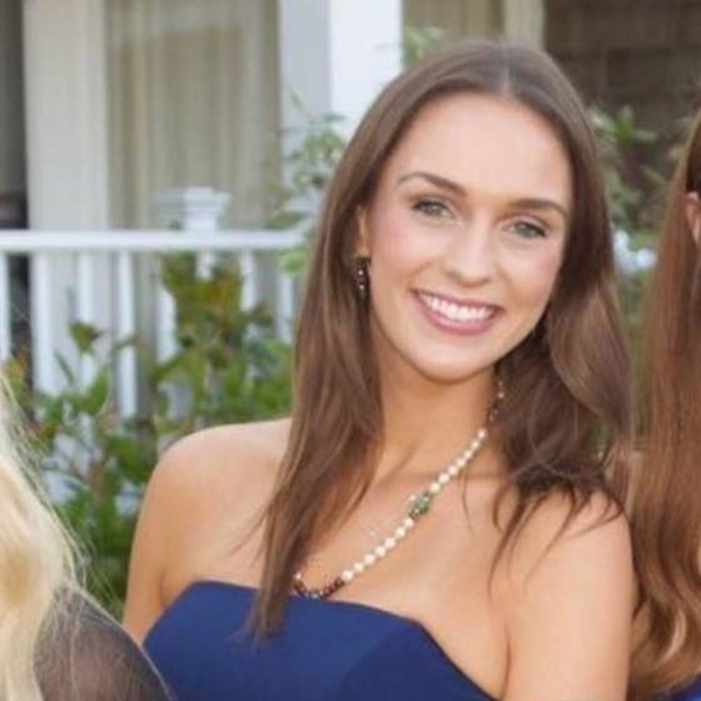Meet your Posher, Courtney